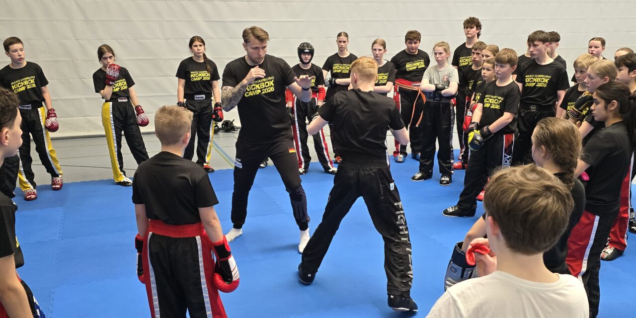 Kickbox Camp 2026 mit 150 Kindern