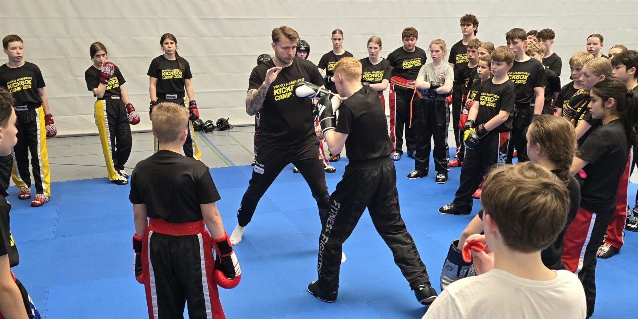 Kickbox Camp 2026 mit 150 Kindern